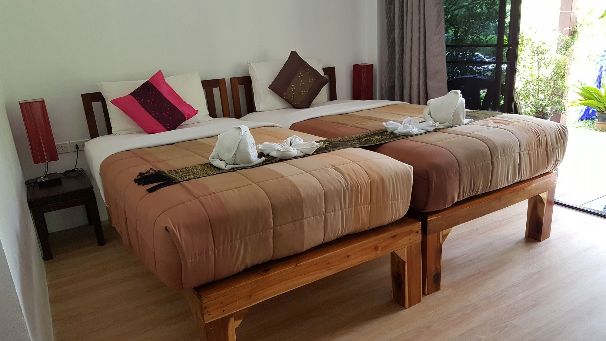 Montania Lifestyle Hotel Phanom Εξωτερικό φωτογραφία